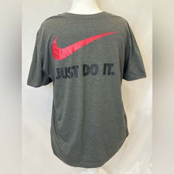 Nike “Just Do It” Tee - Grey & Red - Picture 2 of 6